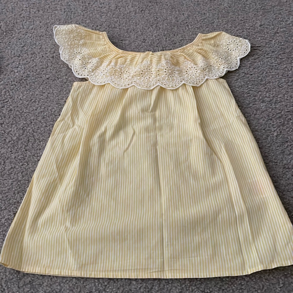 Girls Sleeveless shirt